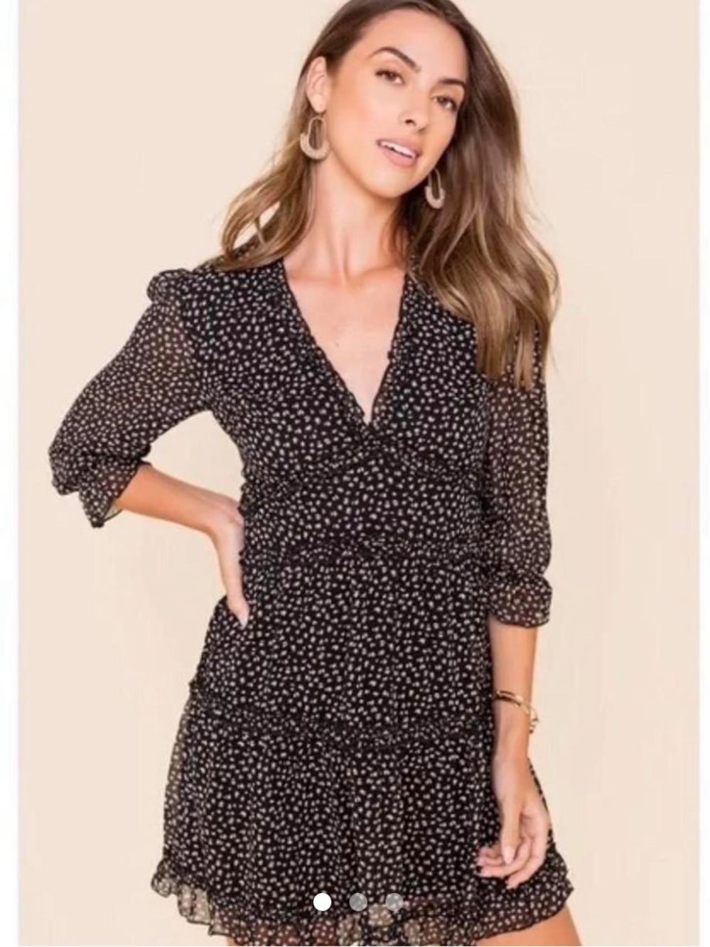 V neck long sleeve black dress
